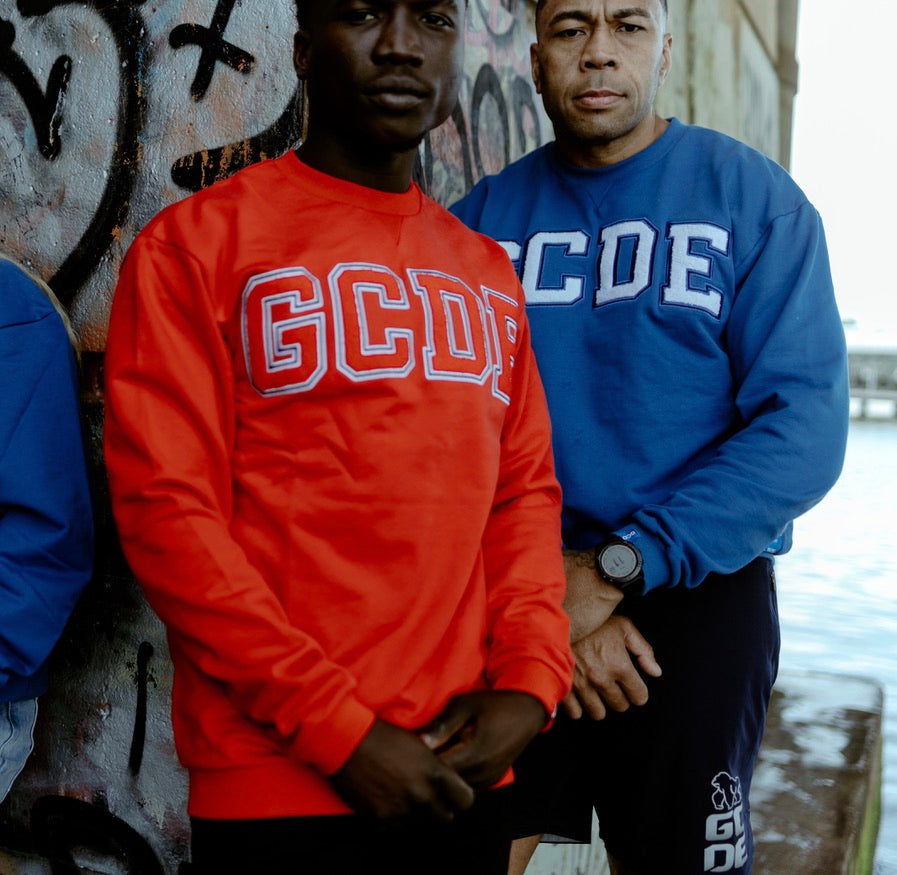 STAY GCDE CREWNECK JUMPER - RED